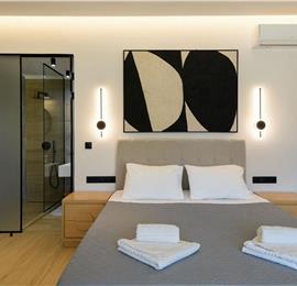 4 bedroom villa with pool, Chalikounas, sleeps 8